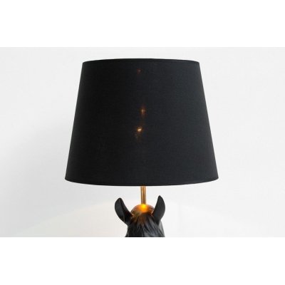 ekstrawagancka lampa podłogowa dla miłośników zwierząt 