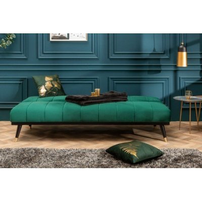 Welurowa sofa z funkcją spania