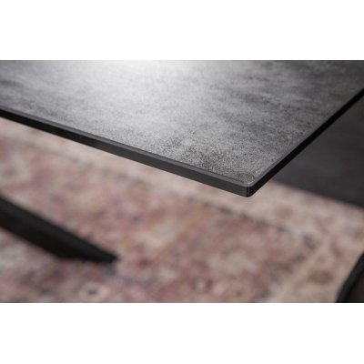 Stół ceramiczny rozkładany do salonu