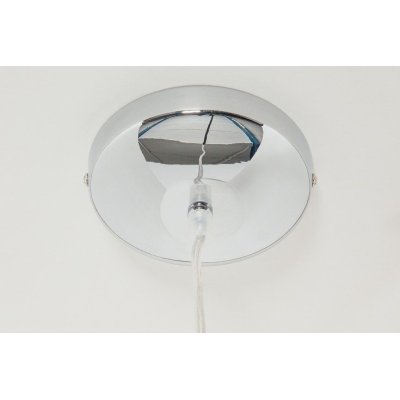 chromowana wisząca lampa do salonu 