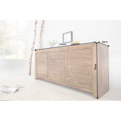 Masywna komoda z litego drewna 135