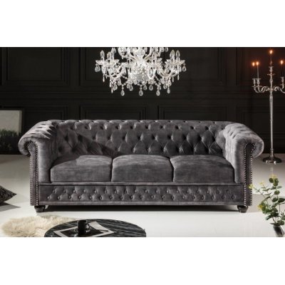 Elegancka sofa 3 osobowa Chesterfield