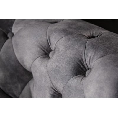 Elegancka sofa 3 osobowa Chesterfield