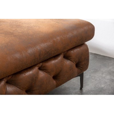 Duży narożnik w stylu Chesterfield