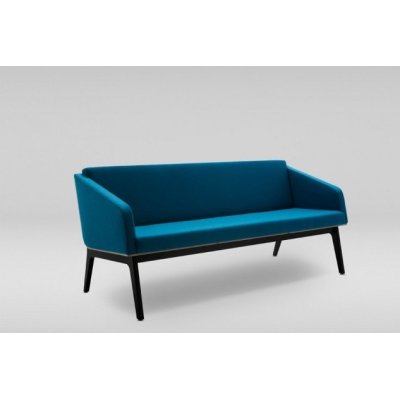 Sofa FIN 3 z podłokietnikami / drewno