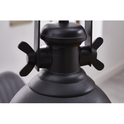 Czarna industrialna lampa wisząca
