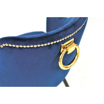 Eleganckie krzesło Glam ze złotą kołatką