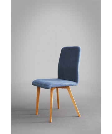 Krzesło Fina w stylu skandynawskim nogi drewniane 