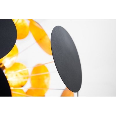 nowatorski projekt lampy wiszącej 