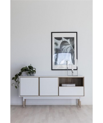 skandynwaska komoda biało - dębowa do salonu w nowoczesnym stylu z Actony
