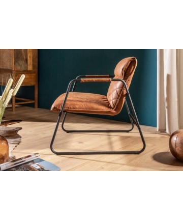 elegancki brązowy fotel w stylu retro 