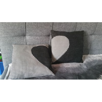 Poduszka pepitka komplet 2 poduszek z sercem dekoracyjna dwustronna 40x40