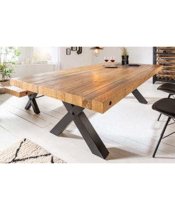 Industrialny stół z litego drewna