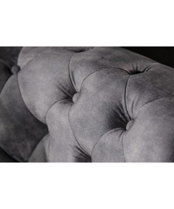 Elegancka sofa 3 osobowa Chesterfield