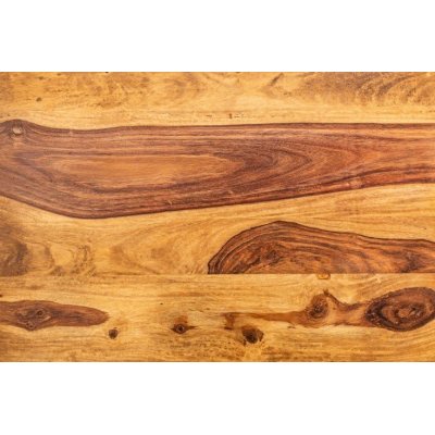 niezwykły drewniany stolik z półką 
