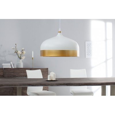 designerska lampa wisząca nad stół 