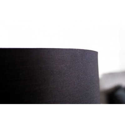 nowatorski projekt lampy który świetnie sprawdzi się w salonie i sypialni 