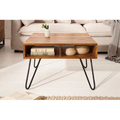 modny drewniany stolik z ponadczasowymi nogami hairpin 
